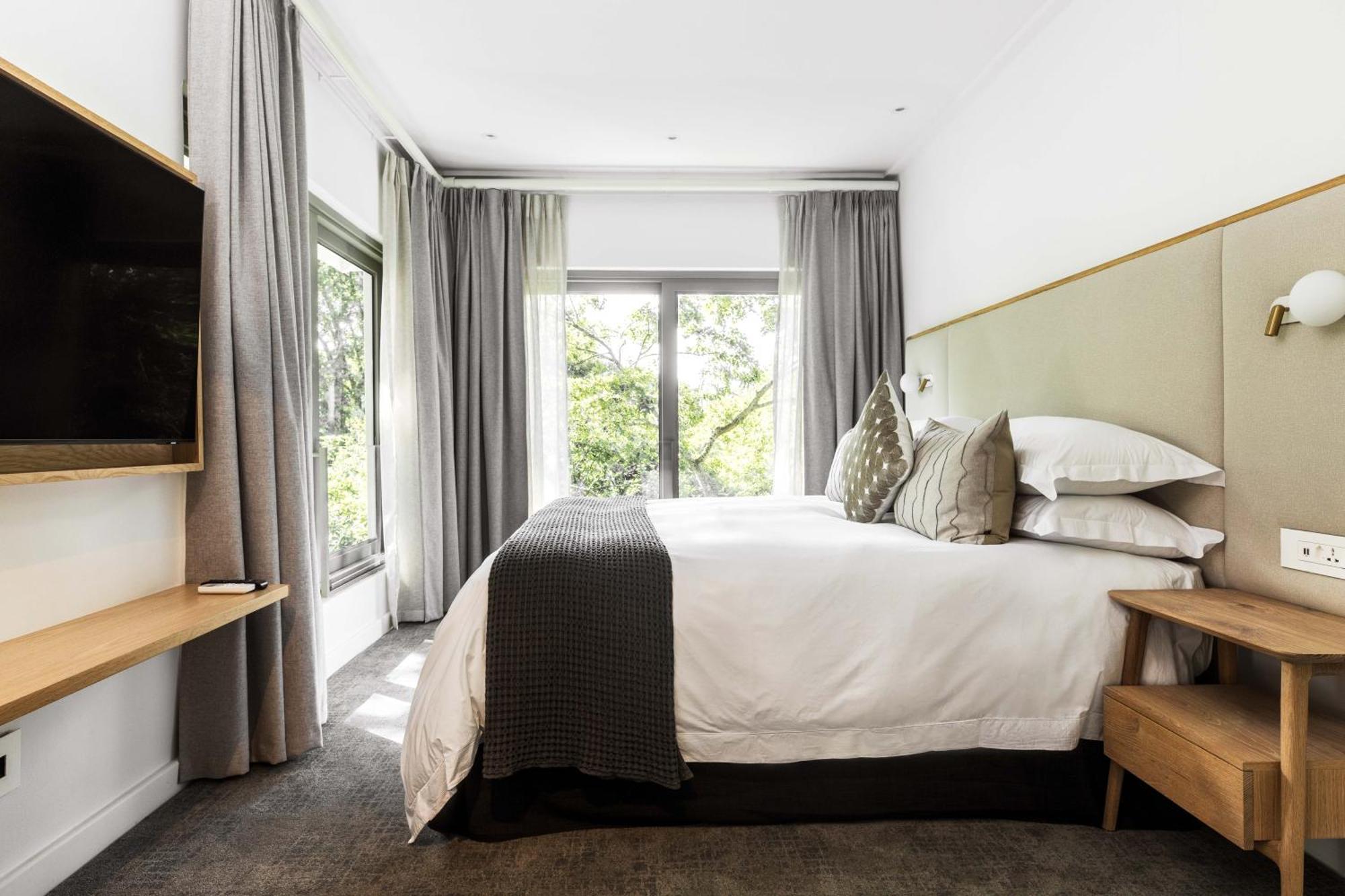 ไวน์ยาร์ด โฮเต็ล Hotel เคปทาวน์ ภายนอก รูปภาพ
